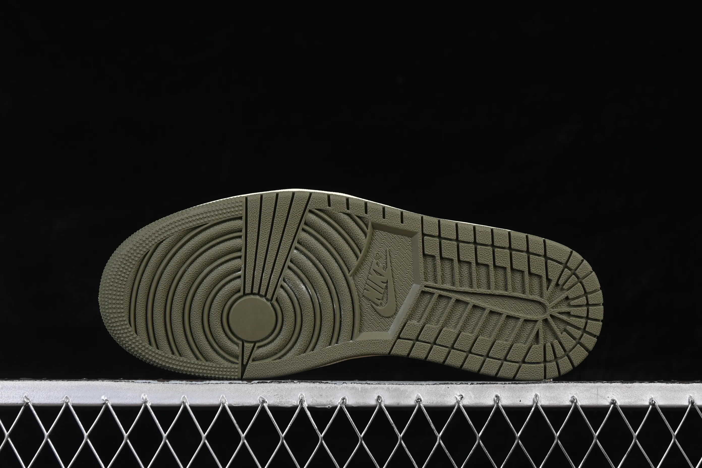 All categories Air Jordan Jordan series basketball shoes Air Jordan 1 Low LJR version Travis Scott x Air Jordan 1 Low OG AJ1 Joe 1 undercut low DM7866-200